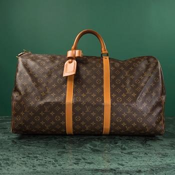 A monogram canvas weekendbag 'Keepall 60' from Louis Vuitton.