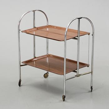 SERVERINGSVAGN, 1900-talets mitt.
