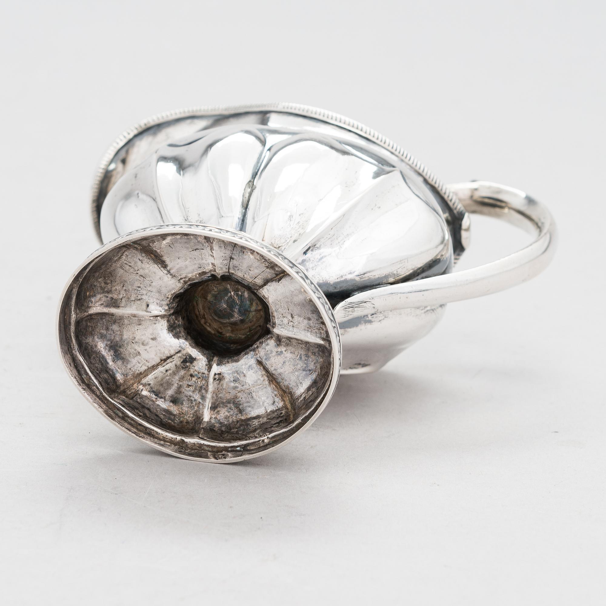 Johan Hellgren, gräddkanna, silver, Kristinestad, 1843.