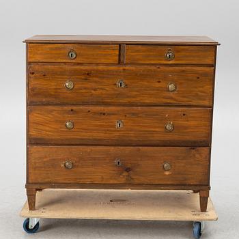 A chest of drawers, 19th century.