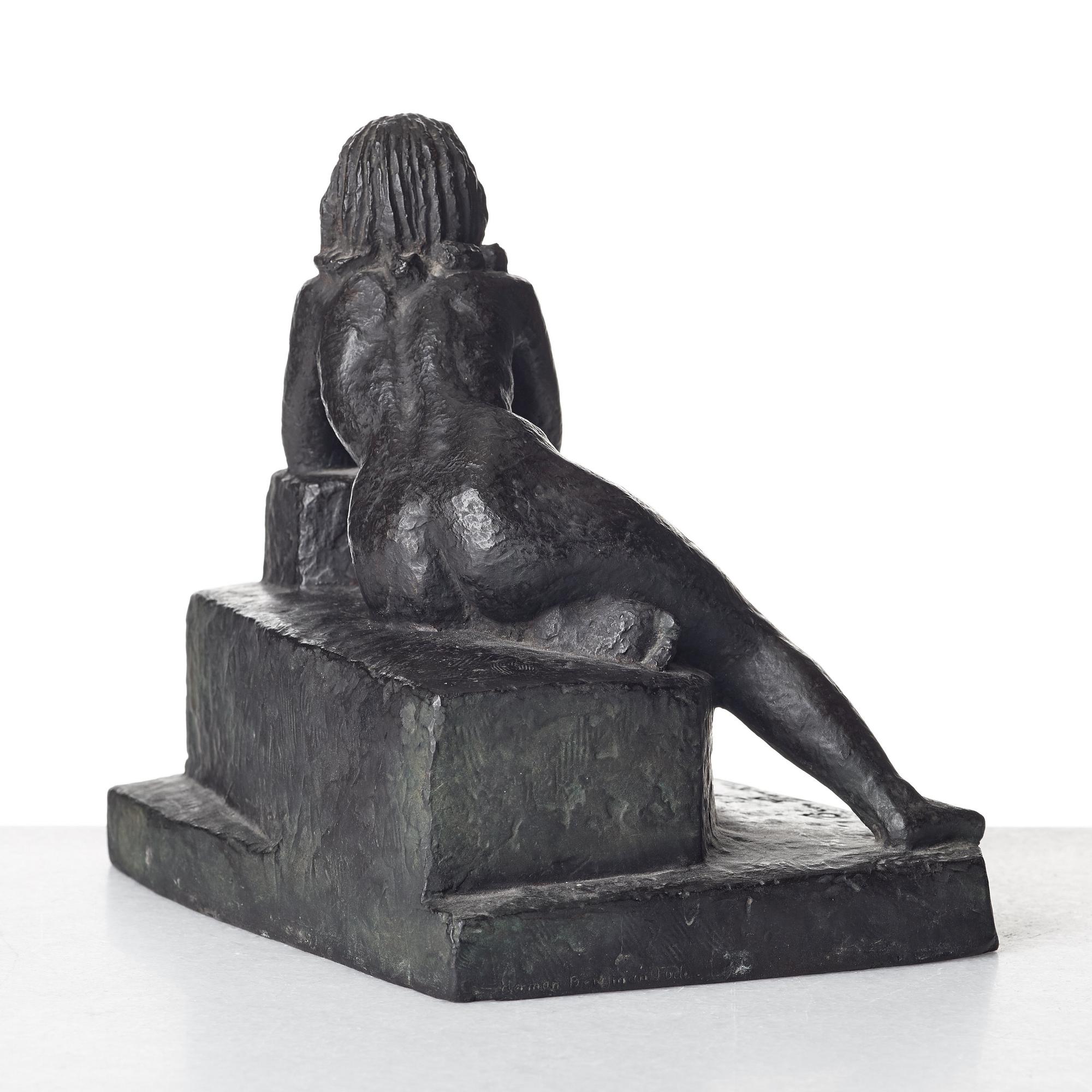 Bror Hjorth, Woman seated.
