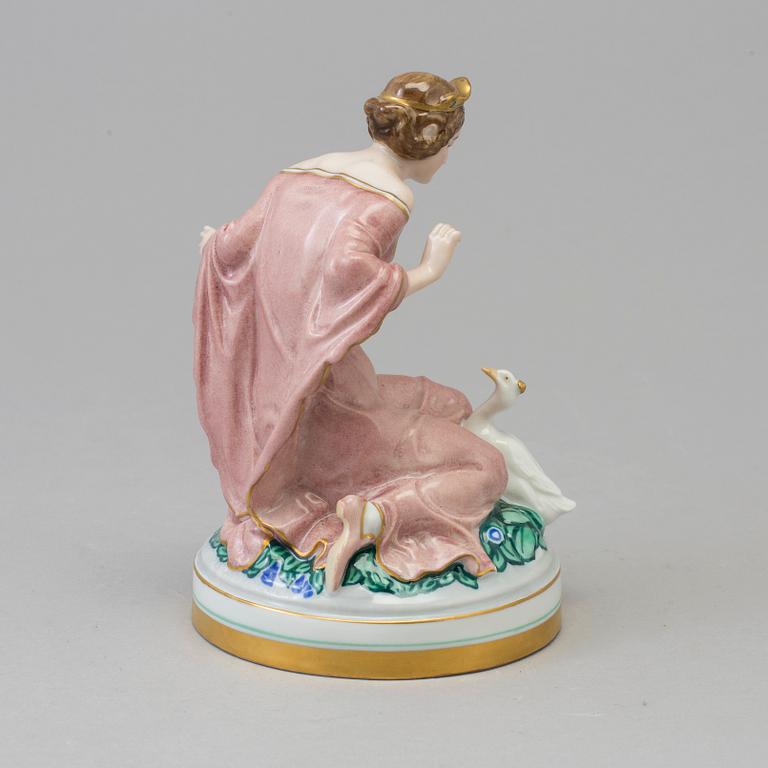 A Rosenthal Selb porcelain figure of a princess with a goose and a golden egg, Germany, 1927.