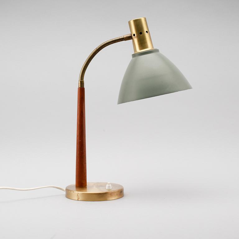 BORDSLAMPA, mässing och teak, 1900-talets mitt.