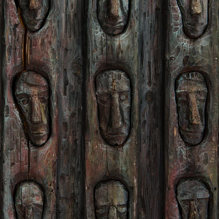 KOSTI AHONEN, dörr, trä, metall.