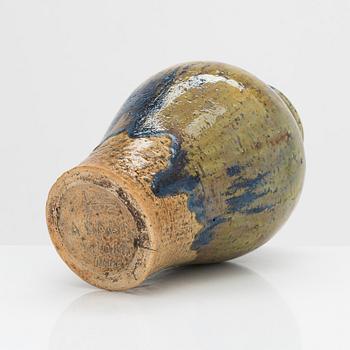 Aune Siimes, A stoneware vase. SIgned AS Arabia 1943.