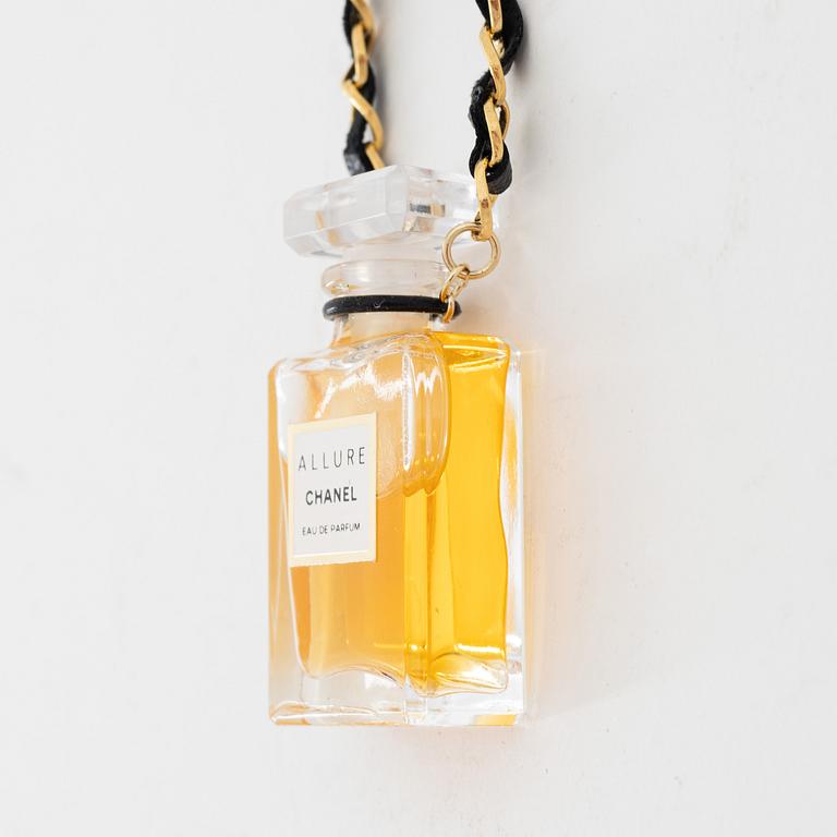 Chanel, necklace/ perfume bottle 'Allure'.