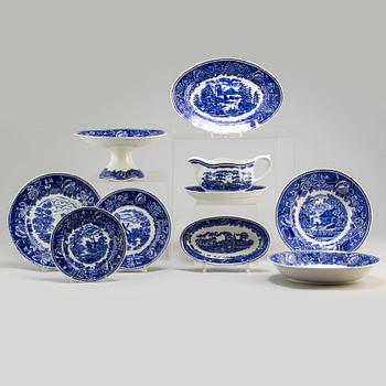 REINHARD RICHTER, a 31 piece creamware service, 'Masema', Arabia, Finland, 1941-64.