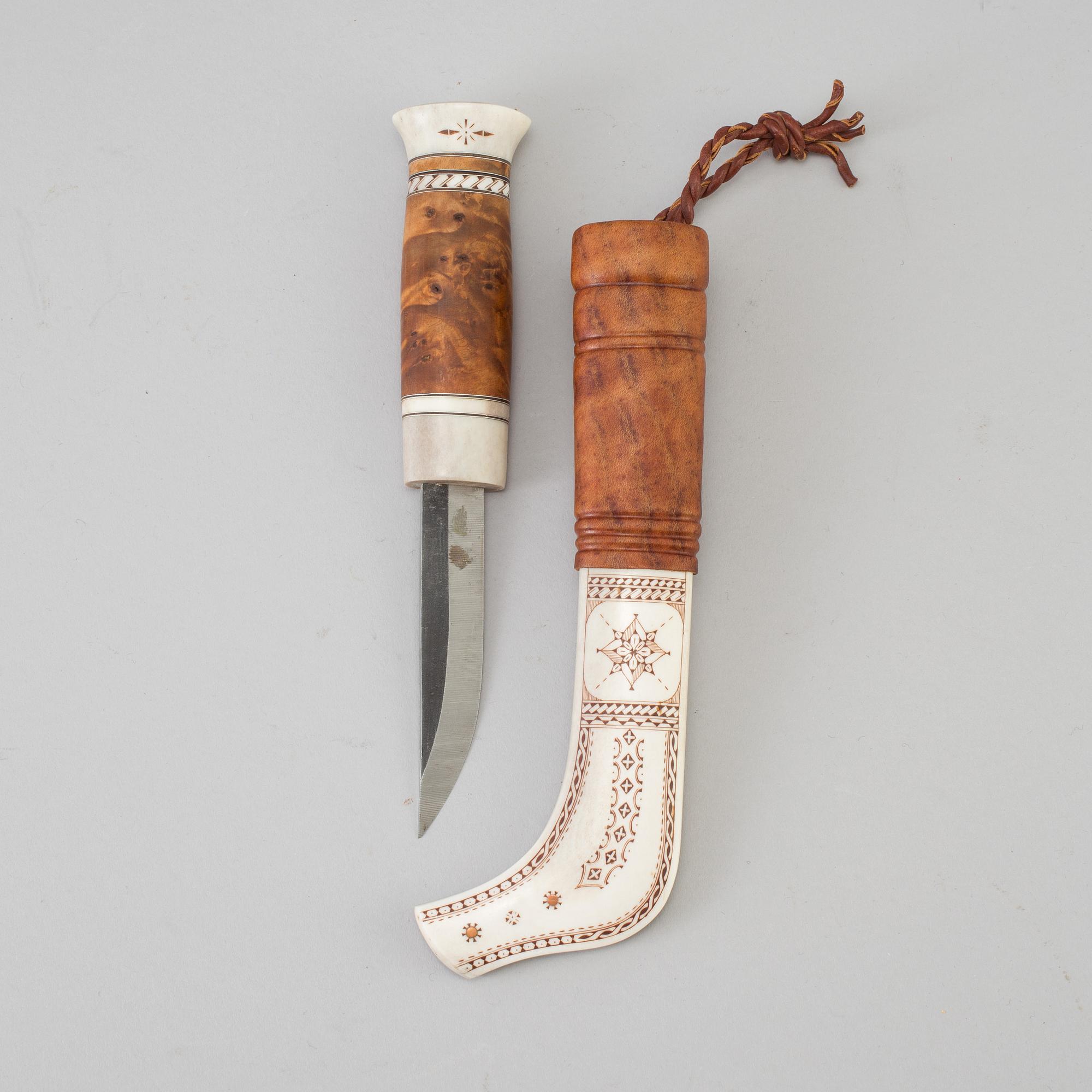 A same knife by Randolf Lindblom, signed.