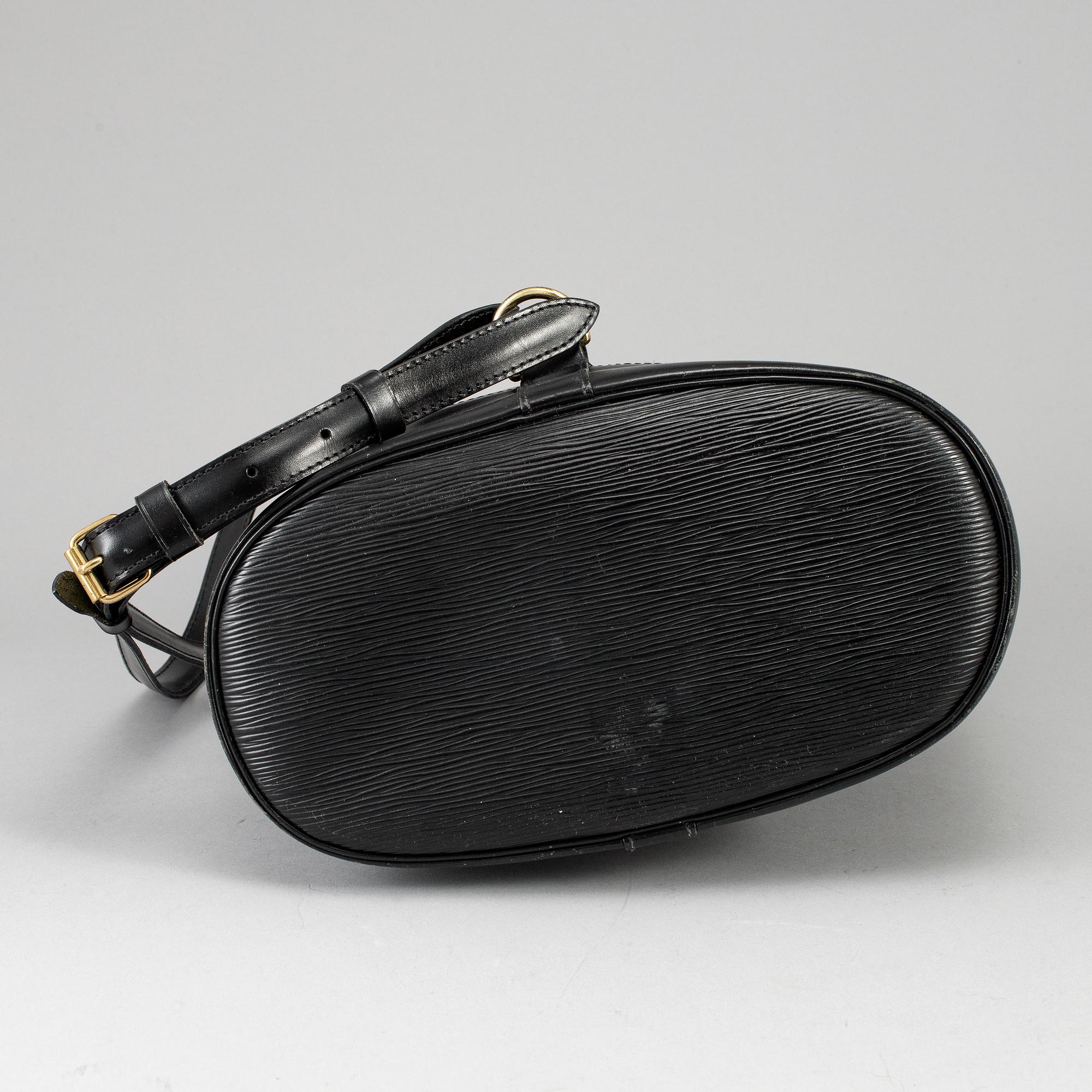 LOUIS VUITTON, a 'Randonne' black Epi bag.