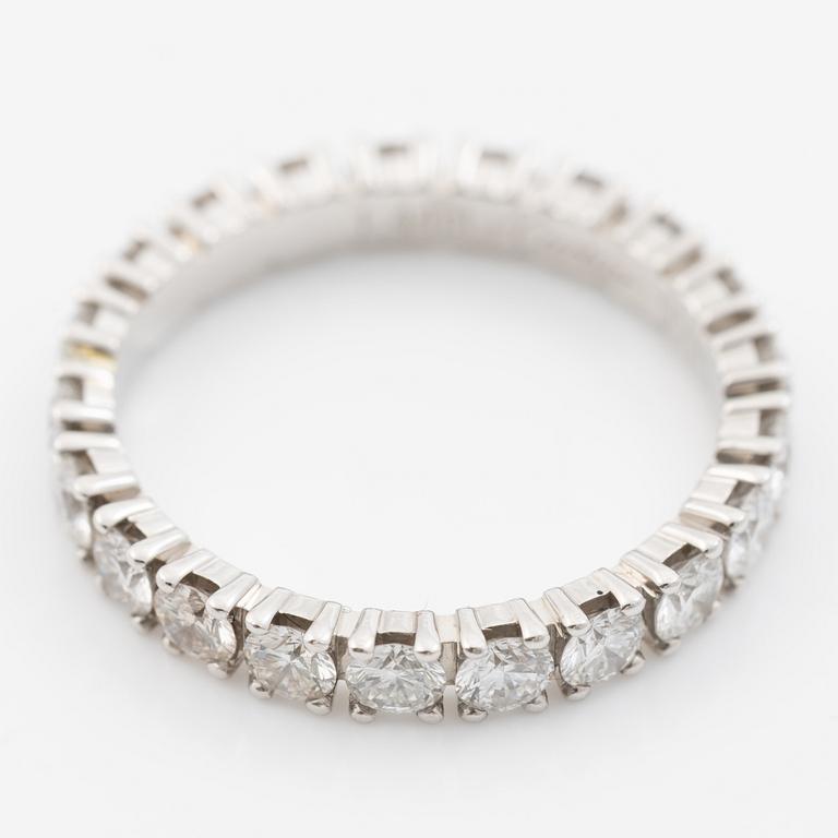 Ring, Cartier, helallians platina med briljantslipade diamanter.