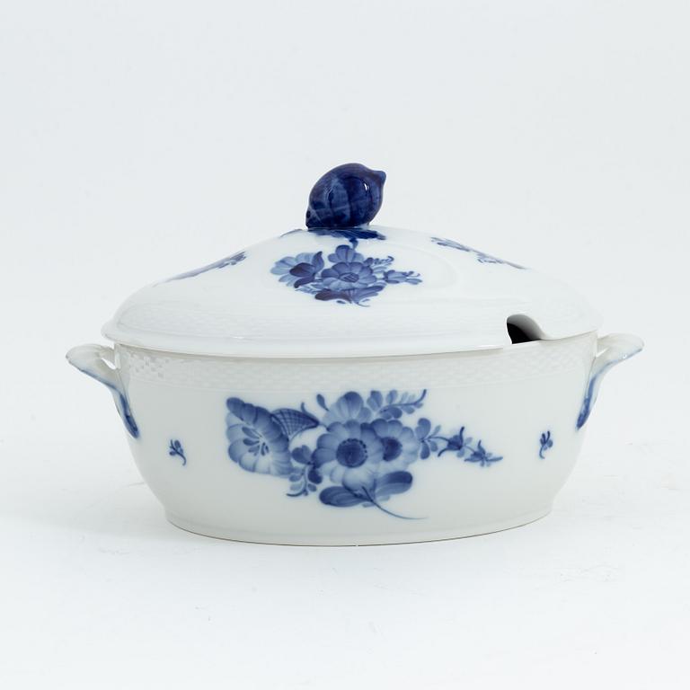 Royal Copenhagen, servisdelar, 18 st, "Blå Blomst",