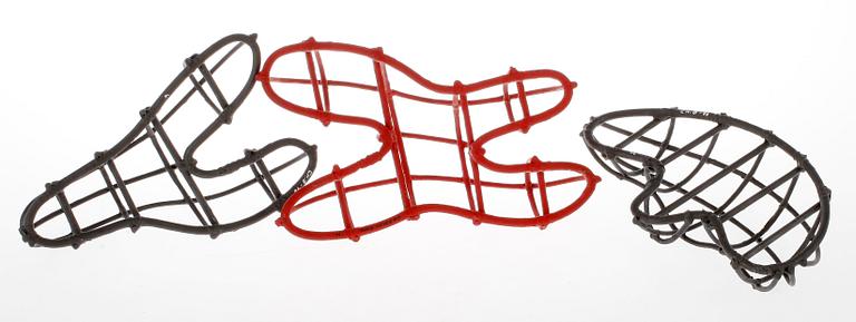 CHARLOTTE ÖBERG BAKOS, skulptur, 3 delar, bemålad bambu, signerad o daterad 96.