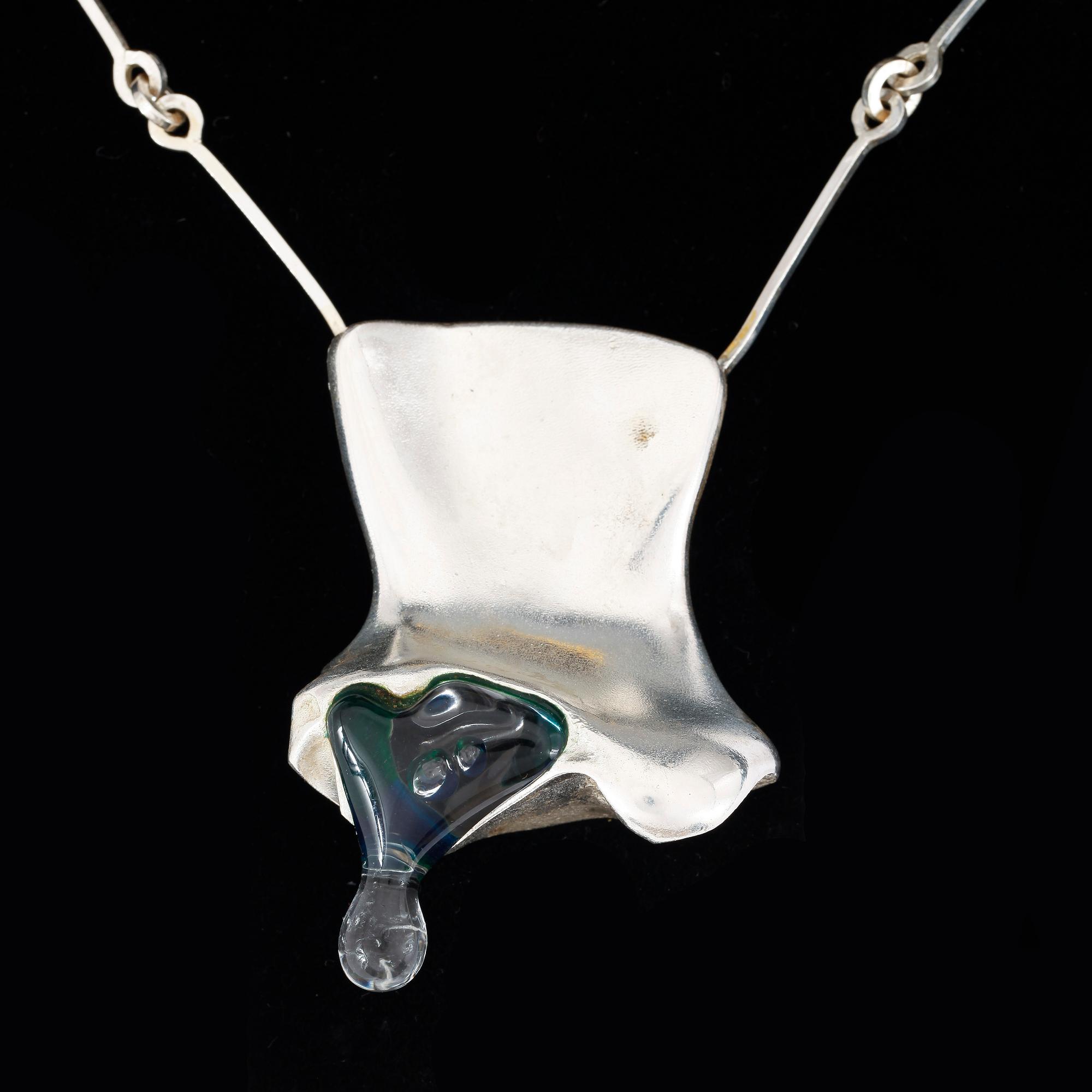 HÄNGSMYCKE, sterlingsilver med akryl, Björn Weckström, Lapponia, Finland 1973. Vikt ca 71,5 gram.