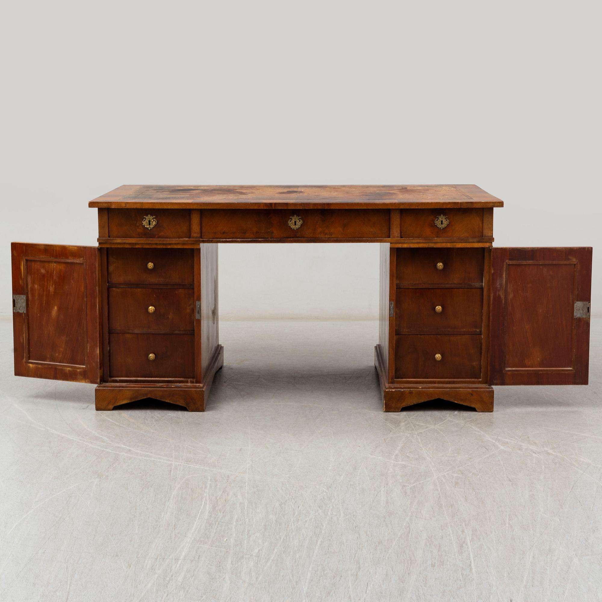 SKRIVBORD, Empire, stockholmsarbete, 1800-talets första hälft.