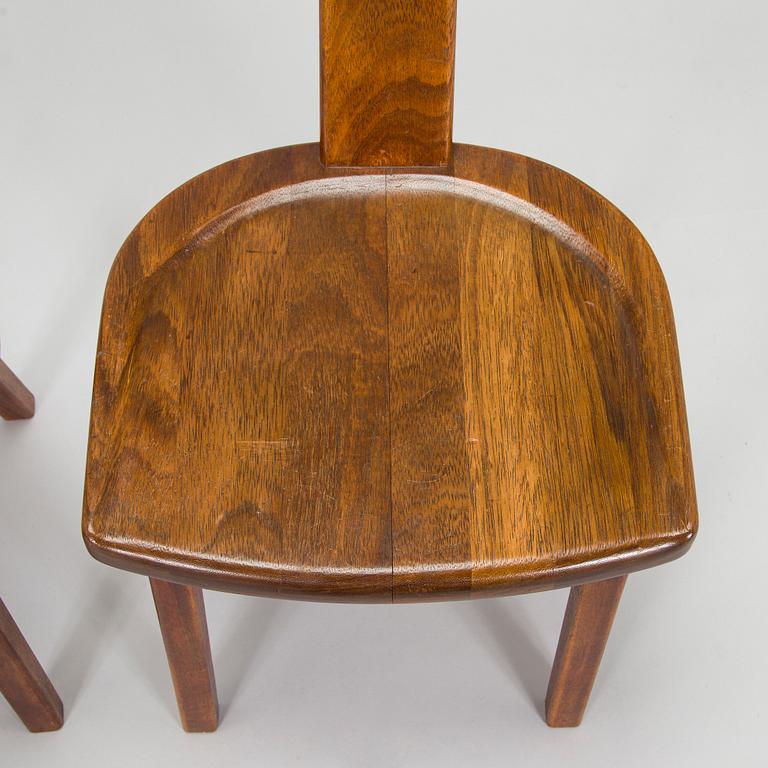 Olavi Hänninen, tuoleja, 6 st, "T-tuoli" (Juha), Huonekalu Mikko Nupponen Oy, 1950-luku.