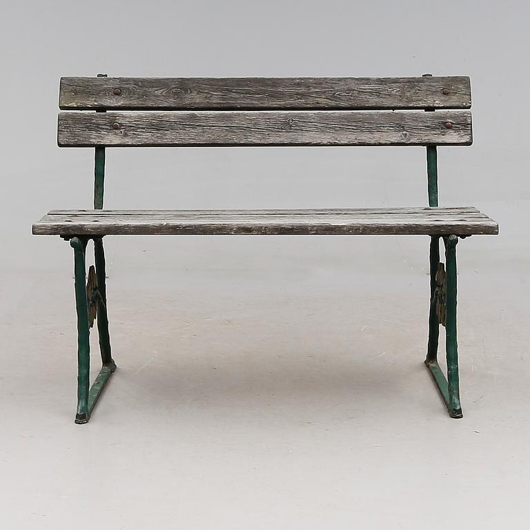 TRÄDGÅRDSSOFFA, 1900-talets första hälft.