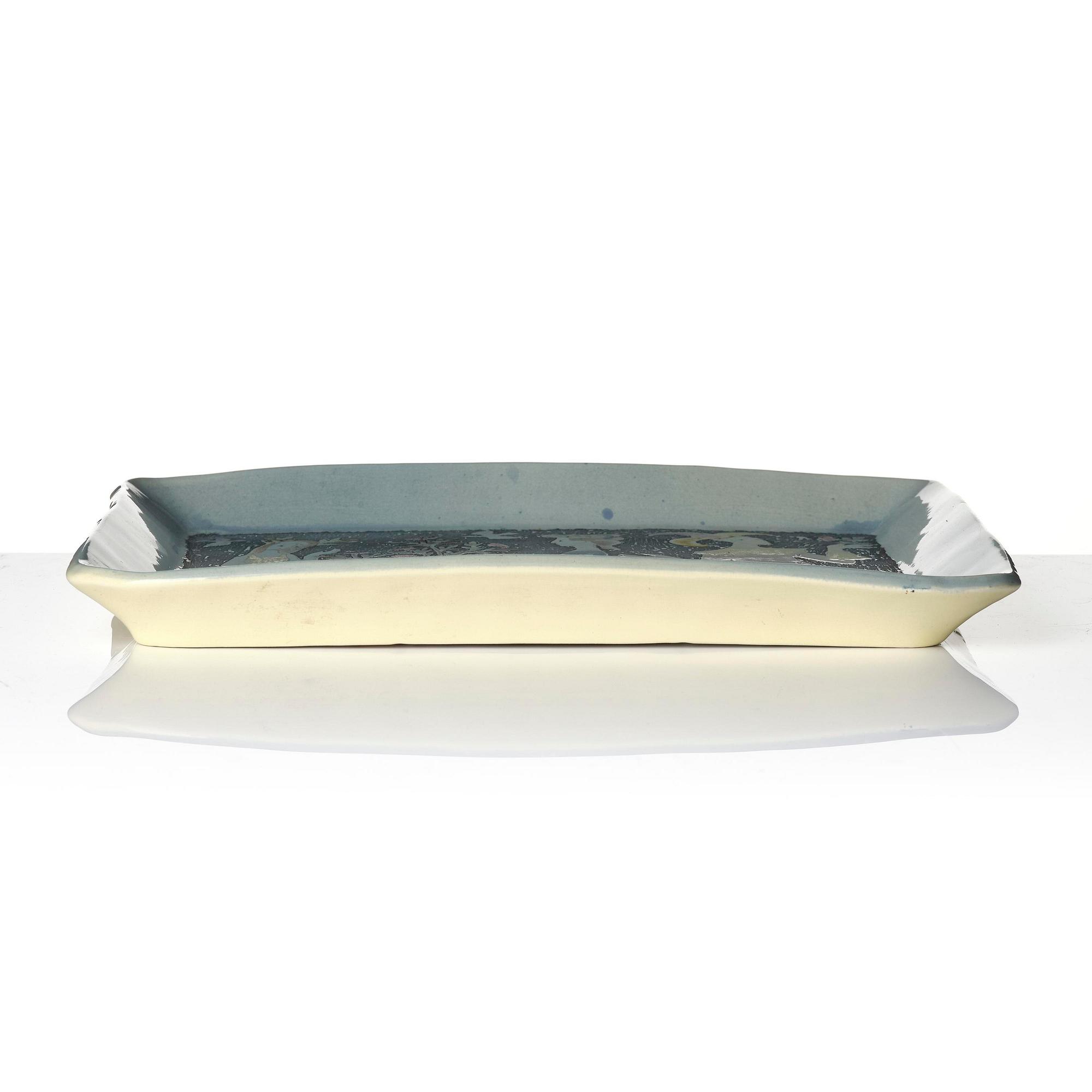 Birger Kaipiainen, a stoneware tray, Arabia, Finland 1943.