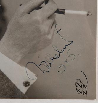 KUNGLIGT FOTOGRAFI MED AUTOGRAF, sign o dat 1945.