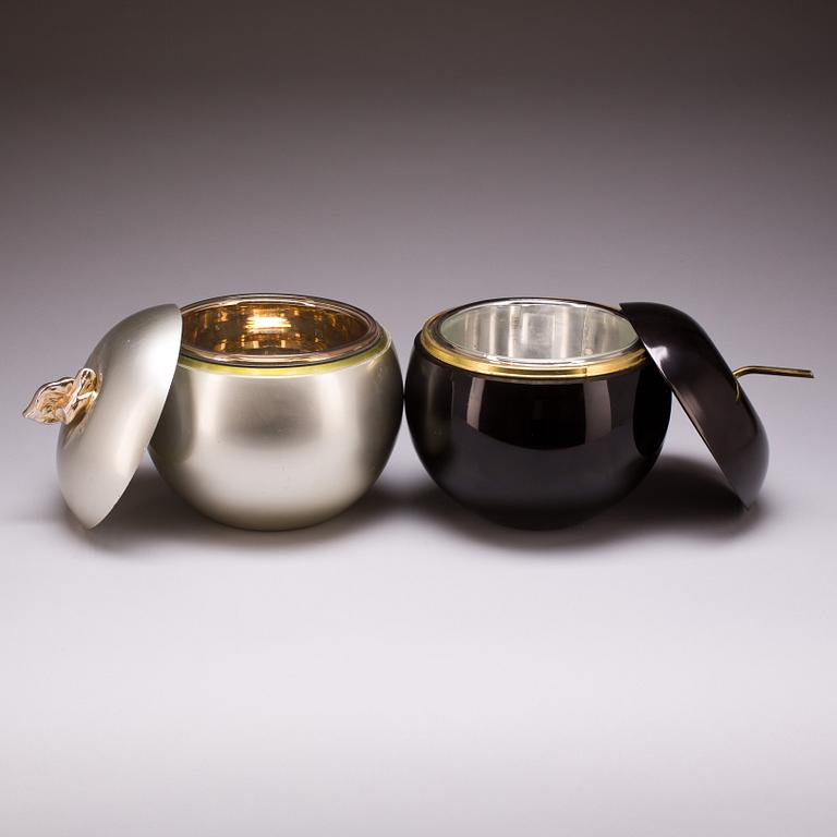 ISHINKAR, 2 st. Bland annat stämplad Luxium, Made in France.