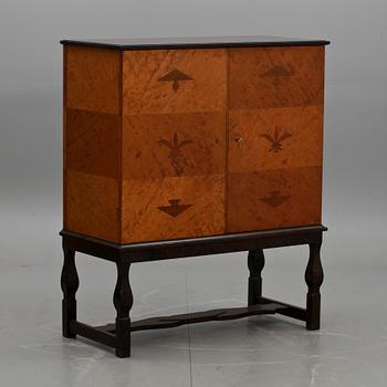 SKÅP, "Haga", Carl Malmsten, för Nordiska Kompaniet, ca 1924.