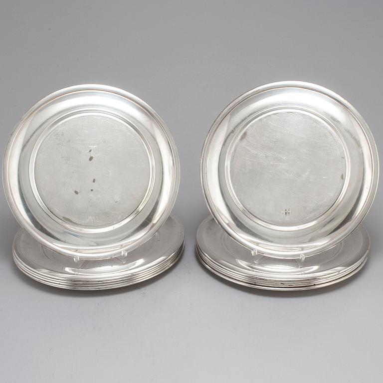 Twelve second half of the 20th Century silver plated plates by Lundtofte, Denmark.