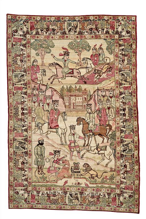 MATTO, an antique Kerman Laver figural, ca 212,5 x 141,5 cm.