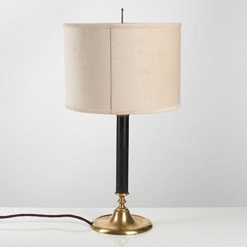 Melchior Wernstedt, a  model "25760" table lamp, Nordiska Kompaniet 1920s.