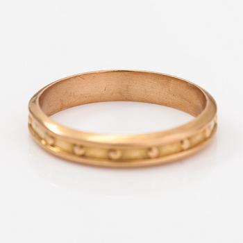 An 18K gold ring "Räisälä ring", model 1271. Kalevala koru, Helsinki 1967.