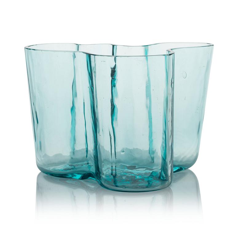 ALVAR AALTO, vas, modell 9750, Karhula Glasbruk i produktion 1937-1949.
