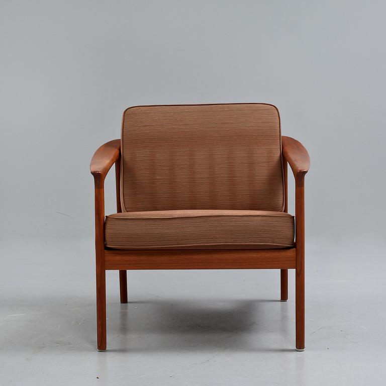 FÅTÖLJ, Folke Olsson, 1900-talets tredje kvartal.