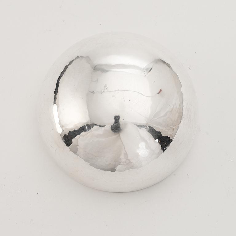 Roland Lantz, a signed sterling silver bowl, Stockholm 1982.