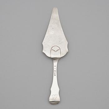 A Swedish 18th century silver cake-slicer, mark of Isak Sauer, Stockholm 1762.