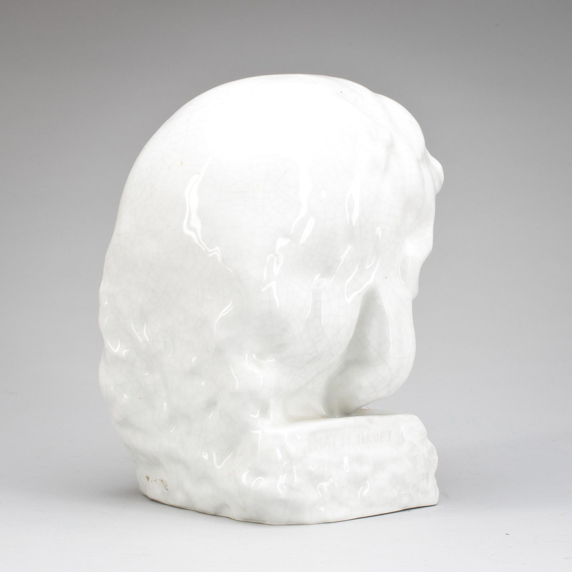 MATTI HAUPT, skulptur, keramik, signerad i godset.