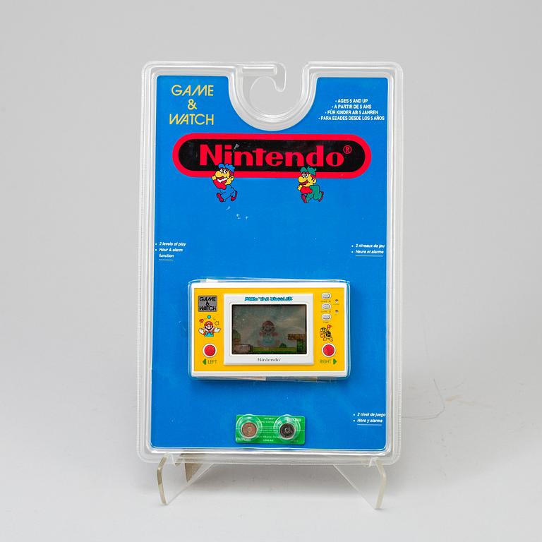A Nintendo Game&Watch Mario the Juggler game Japan 1991.