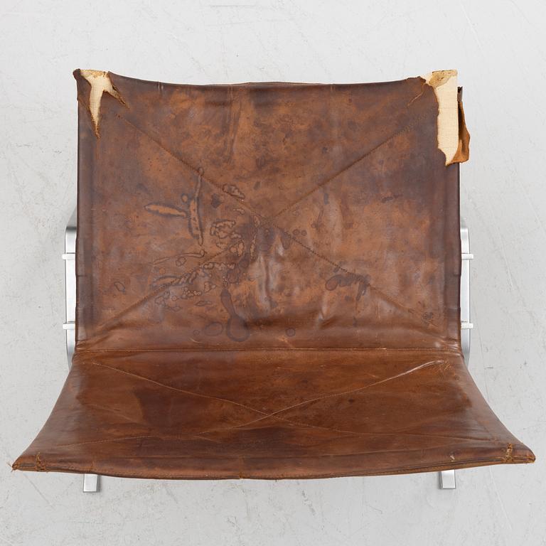 Poul Kjaerholm, a pair of brown leather "PK-22" chairs, edition E Kold Christensen.