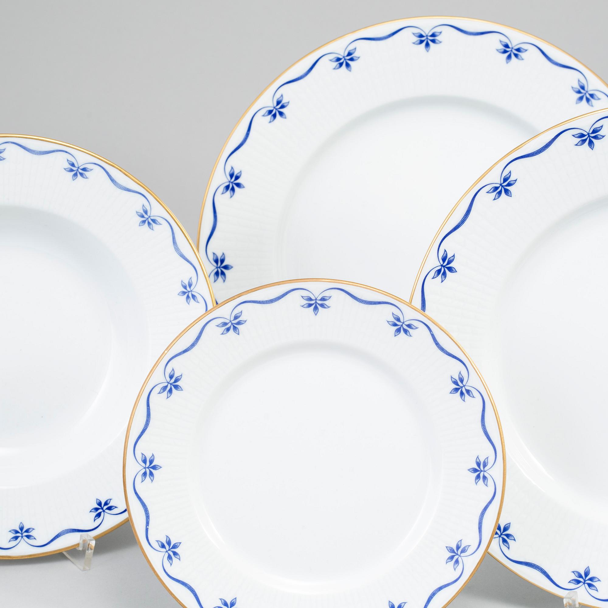 A 21st Century 45 pcs 'Mårbacka' porcelain dinner service, Rörstrand.