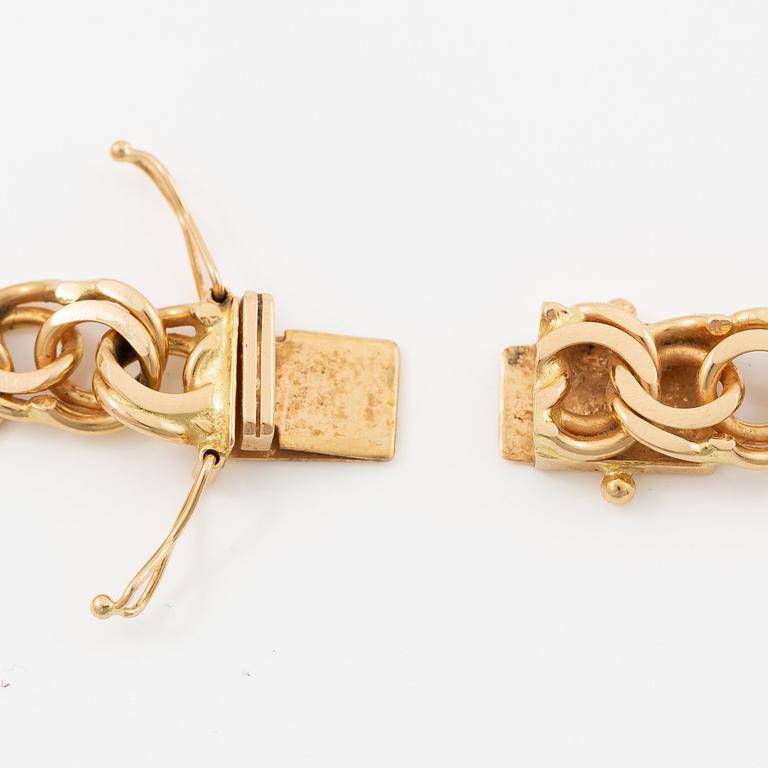 Necklace 18K gold.