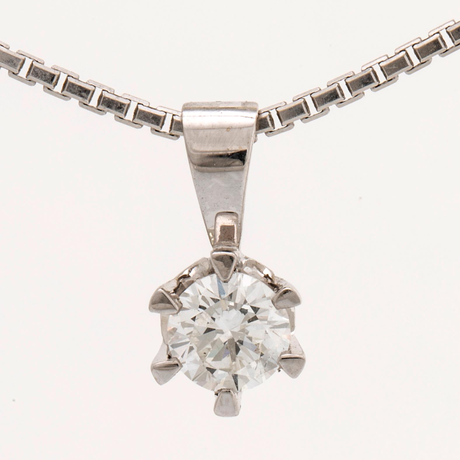 BRILJANTHÄNGE m KEDJA 18K vitguld 1 briljant 0, 77 ct TW SI, Stjärnringen certifikat 1997.