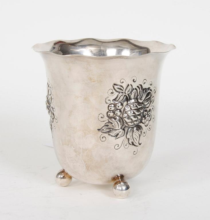 VAS, silver, GAB, 1945. Ca 160 gram.