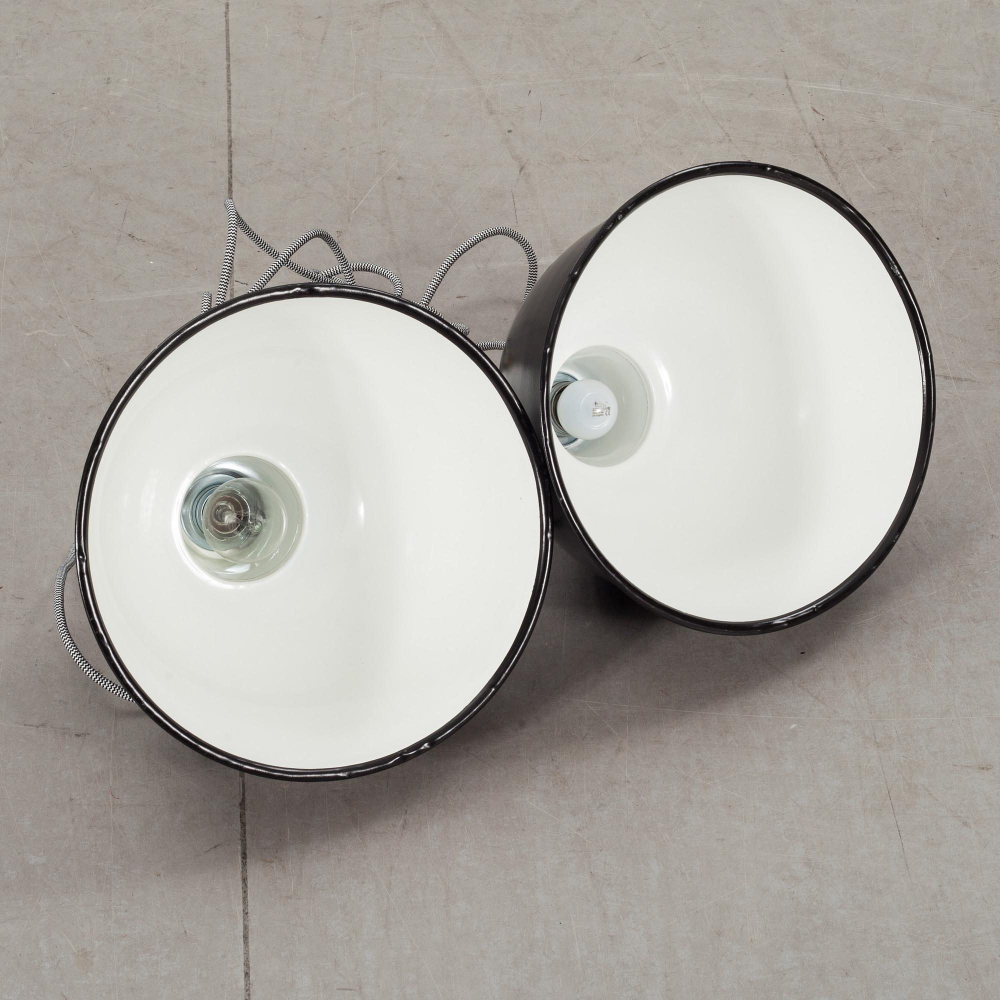 INDUSTRILAMPOR, ett par, 1900-tal.