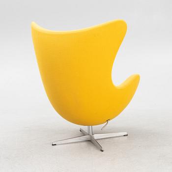 Arne Jacobsen, fåtölj, "Ägget", Republic of Fritz Hansen, Danmark, 2006.