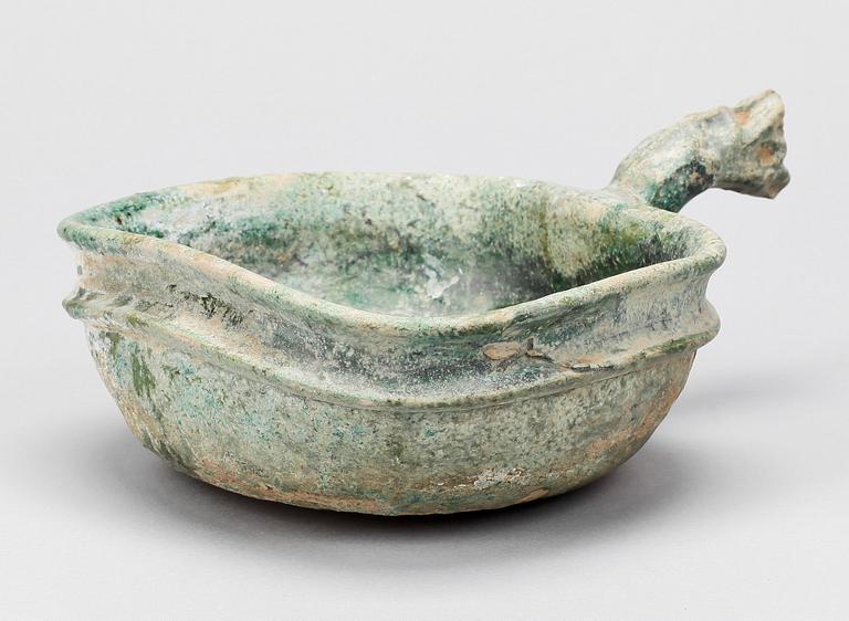 KÅSA, lergods. Trol Han.