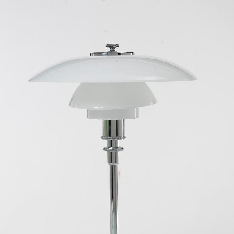Poul Henningsen, bordslampa, "PH 2/1", Louis Poulsen, Danmark.
