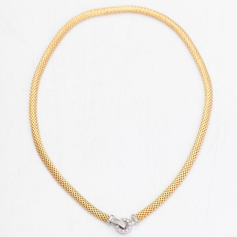 Halsband, 18K guld/vitguld, diamanter totalt ca 0.21 ct, Italien.