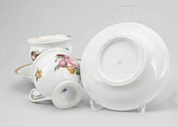 KAFFEKOPPAR med FAT, porslin, 6 st, senempire, Kunglig Dansk, 1800-tal.