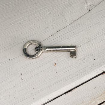 A cabinet, 19th Century.