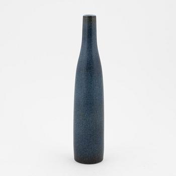 Carl-Harry Stålhane, a stoneware vase, Rörstrand, Sweden 1950/60s, model SAP.
