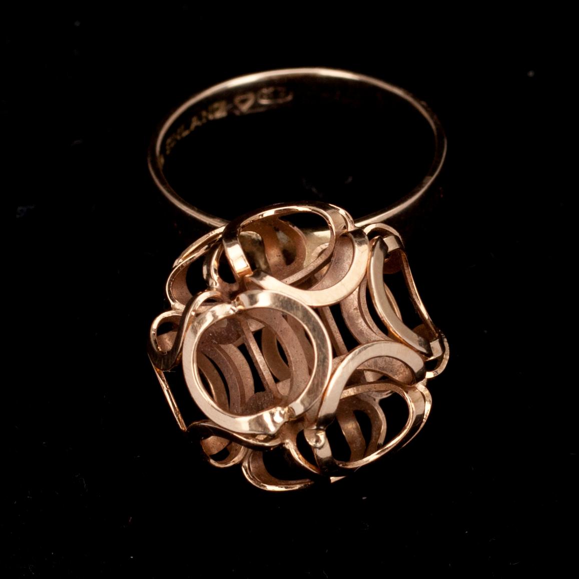 SMYCKESSET, 3 delar. 14K guld. E. Kauppi Kupittaan Kulta 1974-75. Vikt 16,7 g.
