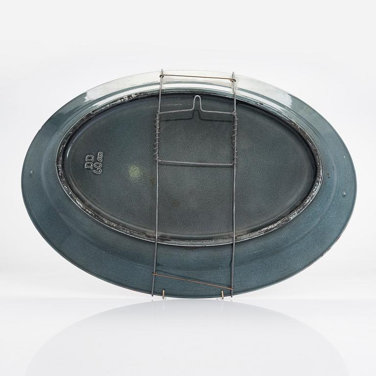 Birger Kaipiainen, a decorative ceramic plate signed Kaipiainen Arabia.