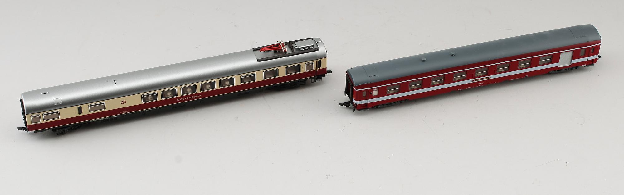 MODELLTÅGSSET, 2 st, Roco, Österrike.